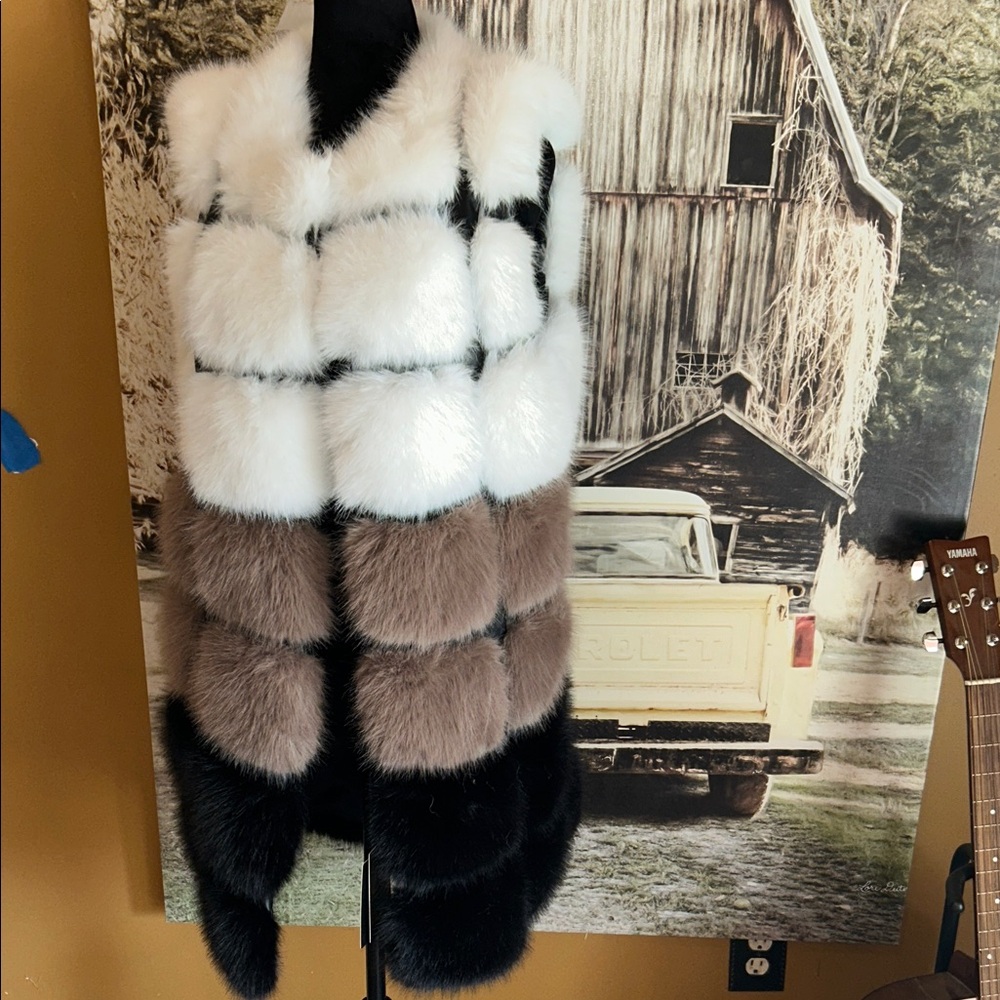 Colorblock Faux Fur Teddy Coat Vest - White, Taupe & Black